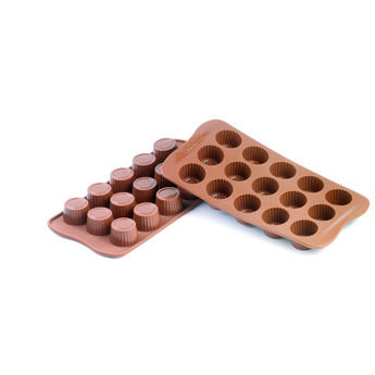 Achat en ligne Moule à chocolat en silicone Praline - Silikomart