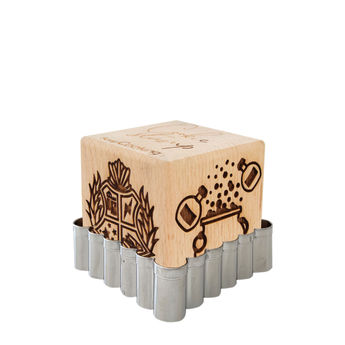 Achat en ligne Tampon en bois pour biscuit 5 motifs et emporte pièce motif sorcier - Scrapcooking