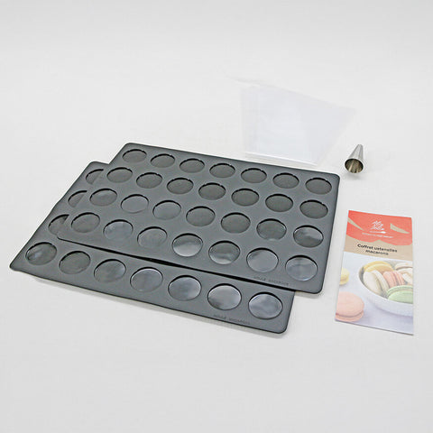 Coffret macarons : 2 tapis 28 empreintes macaron, 1 douille